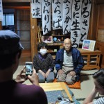 福島第一原発から約15㌔離れた楢葉町に昨年９月帰還した草野さんご夫妻。夫の功さんは84歳、妻の八重子さんは76歳/2016年5月24日