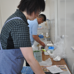 福島市直轄の食品検査の現場。２０１６年5月２７日