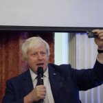 昨年10月、都内で行われた「フィンテック・イベント」で話すボリス・ジョンソン前ロンドン市長