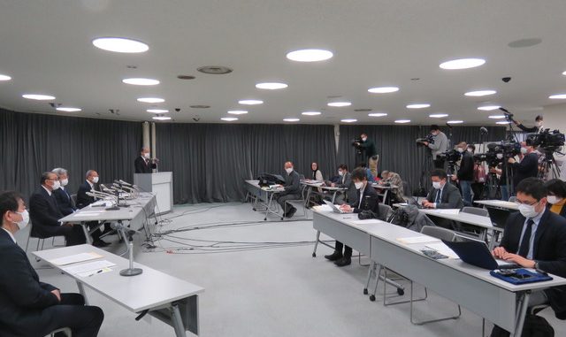 2020年3月1日 北海道医師会、札幌市医師会、日本医師会代表が共同記者会見を開催。自粛を要請した。提供:北海道医師会